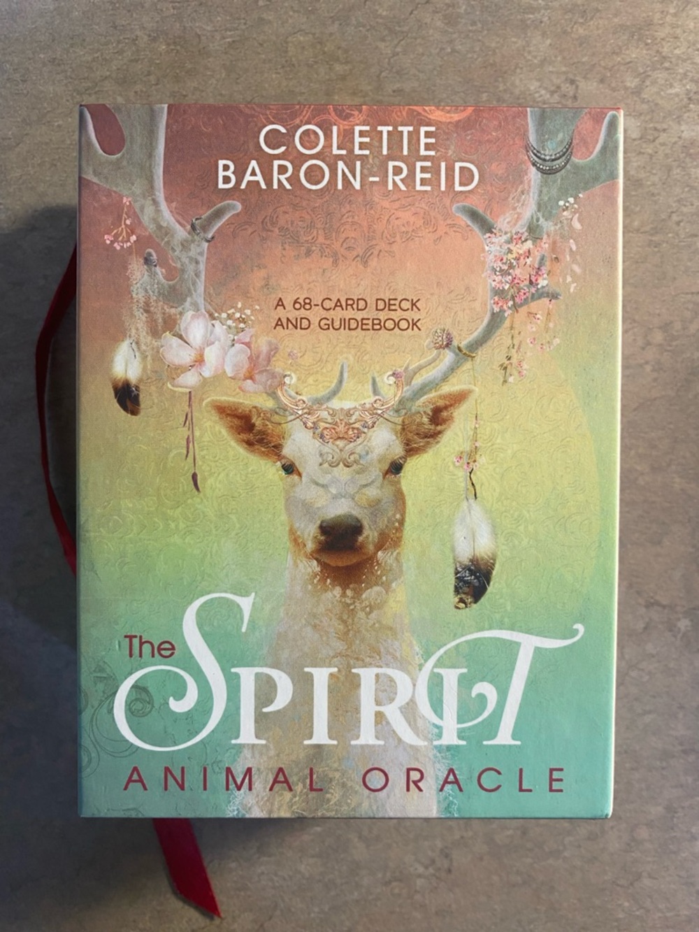 Colette Baron-Reid The Spirit Animal Oracle - Pastel Gradient Box